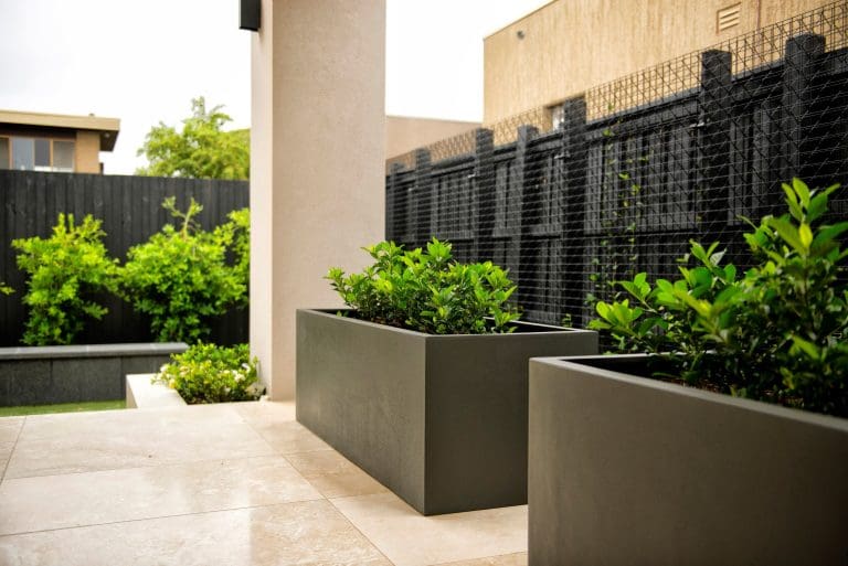 CLASSIC LIGHT TRAVERTINE_RMS TRADERS_NATURAL STONE BATHROOM TILES POOL COPING SUPPLIER MELBOURNE (36)xx