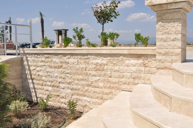 CLASSIC TRAVERTINE SPLIT FACE STONE WALL CLADDING_RMS TRADERS_NATURAL STONE FACADE FEATURE WALL SUPPLIER MELBOURNE (2)