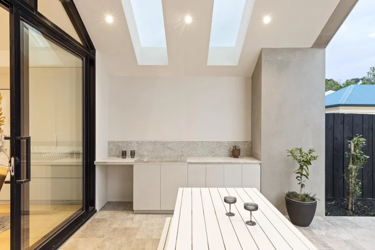 SILVER_UNFILLED_TRAVERTINE_RMS_TRADERS_NATURAL_STONE_SUPPLIER_MELBOURNE_001