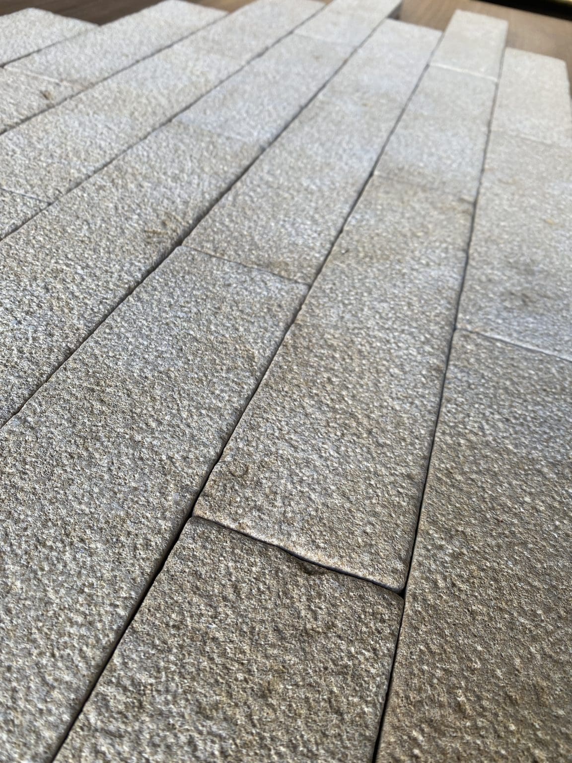 NICE BUSH HAMMERED & TUMBLED LIMESTONE BATTONS_RMS TRADERS_NATURAL STONE PAVER SUPPLIER MELBOURNE (11)
