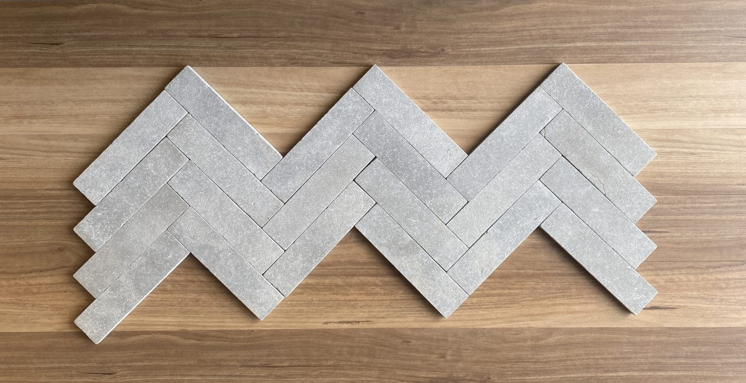 MADDISON SANDBLASTED & TUMBLED LIMESTONE BATTONS_RMS TRADERS_NATURAL STONE PAVER SUPPLIER MELBOURNE (5)