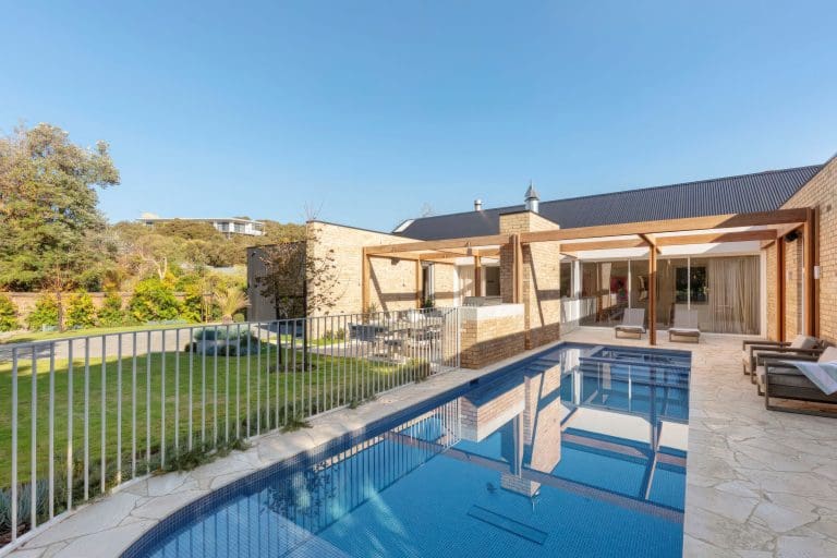 TUSCAN TRAVERTINE CRAZY PAVING_RMS TRADERS_ NATURAL STONE PAVERS & TILE SUPPLIER MELBOURNE (20)