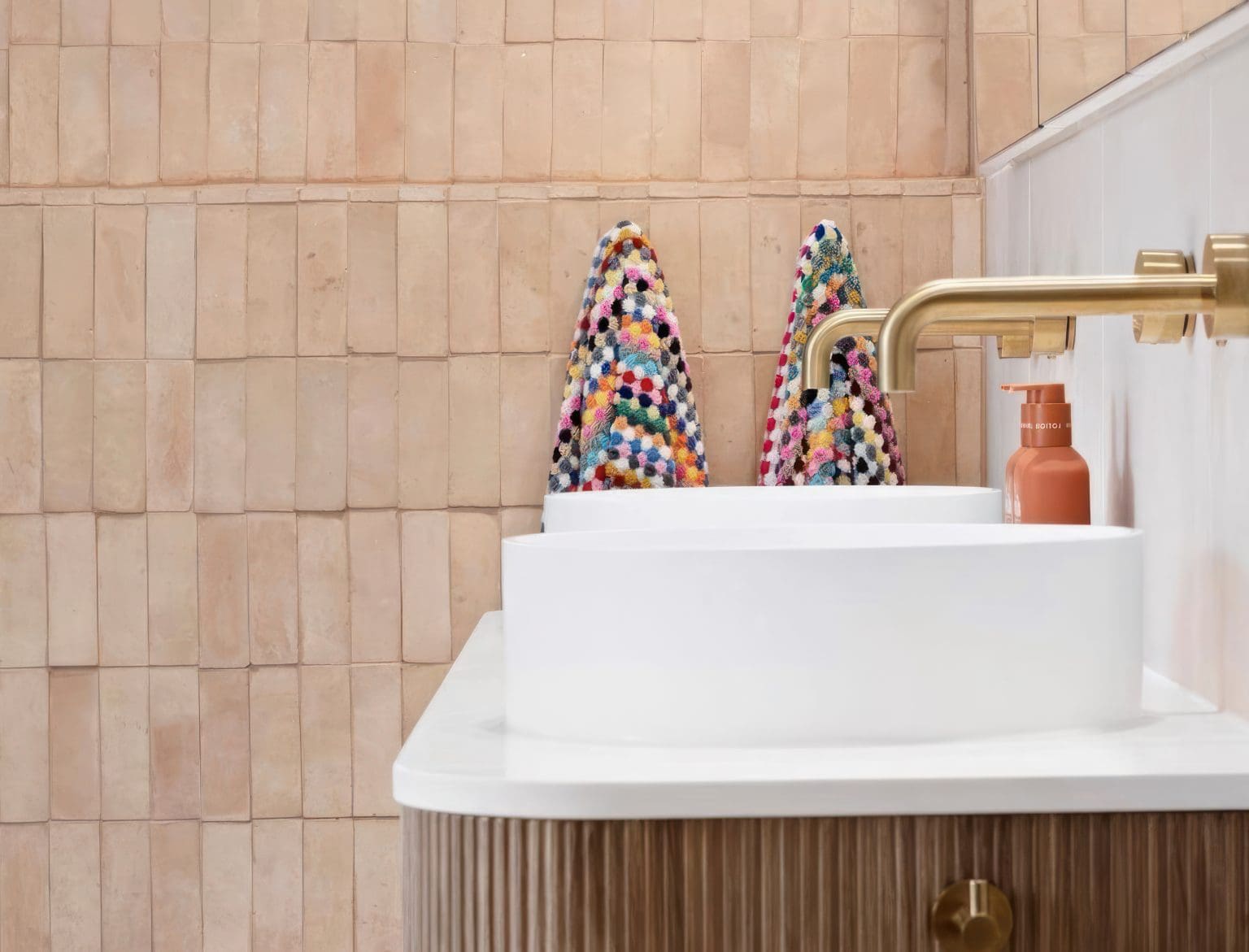 TAHA TERRACOTTA BATONS_RMS TRADERS_NATURAL STONE PAVER BATHROOM TILE SUPPLIER FEATURE WALL TEXTURED TILE SUPPLIER MELBOURNE (6)x