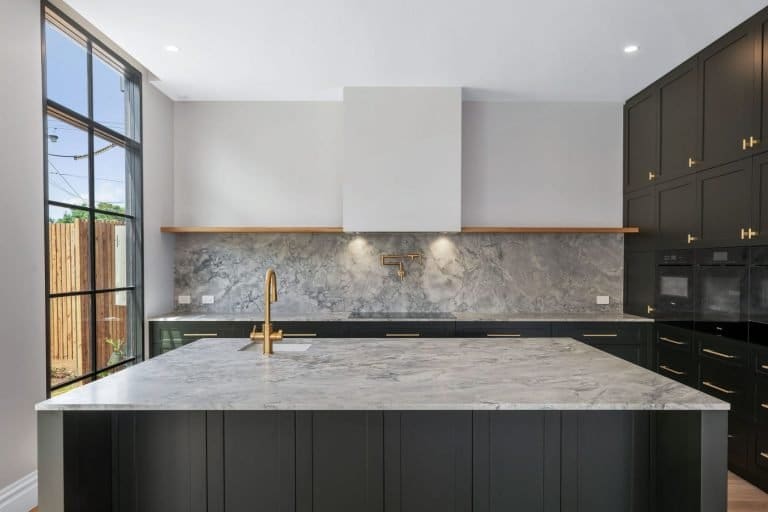 SUPER-WHITE-HONED-MARBLE_RMS-TRADERS_NATURAL-STONE-INTERNAL-BATHROOM-TILES-SLAB-SUPPLIER-MELBOURNE-4-scaled