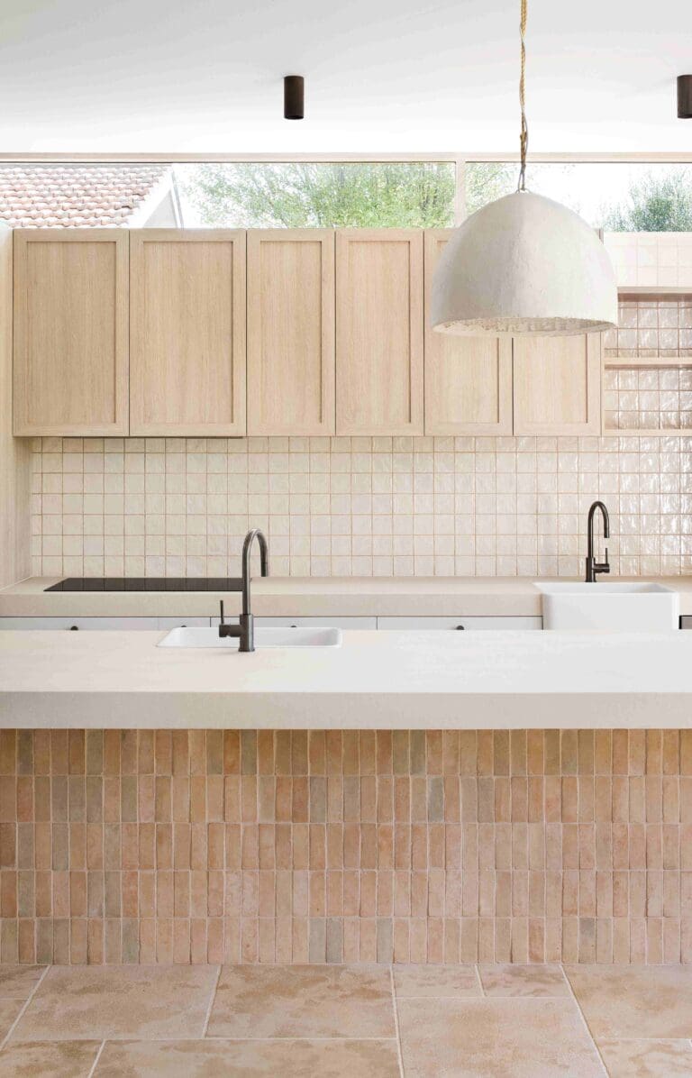 NICE BRUSHED & TUMBLED LIMESTONE_RMS TRADERS_NATURAL STONE INTERNAL PAVERS & POOL COPING SUPPLIER MELBOURNE (8)xx