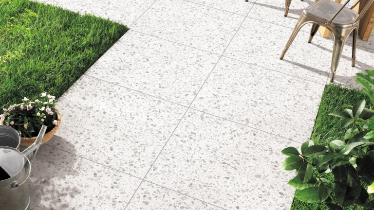 ROCKLEA_WHITE_PORCELAIN_RMS_TRADERS_01