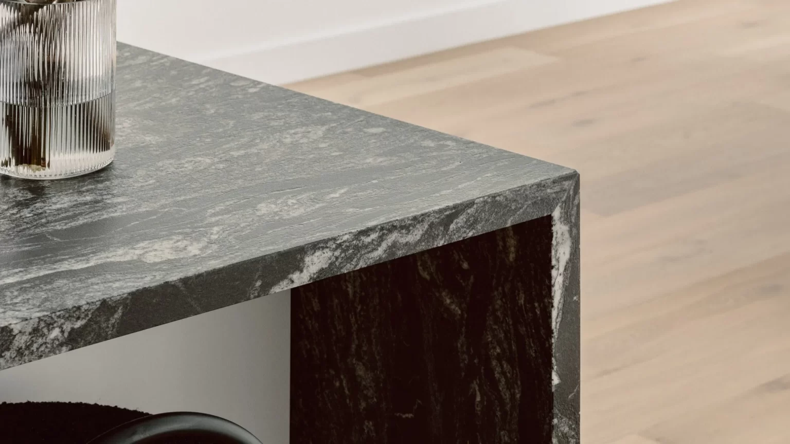TITANIUM_BLACK_GRANITE_SLAB_RMS_TRADERS_NATURAL_STONE_SUPPLIER_MELBOURNE_001