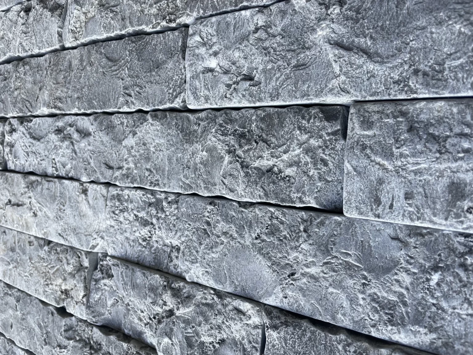 LONDON_GREY_SPLIT_TUMBLED_LIMESTONE_BAGUETTES_RMS_TRADERS_NATURAL_STONE_SUPPLIER_MELBOURNE (1)