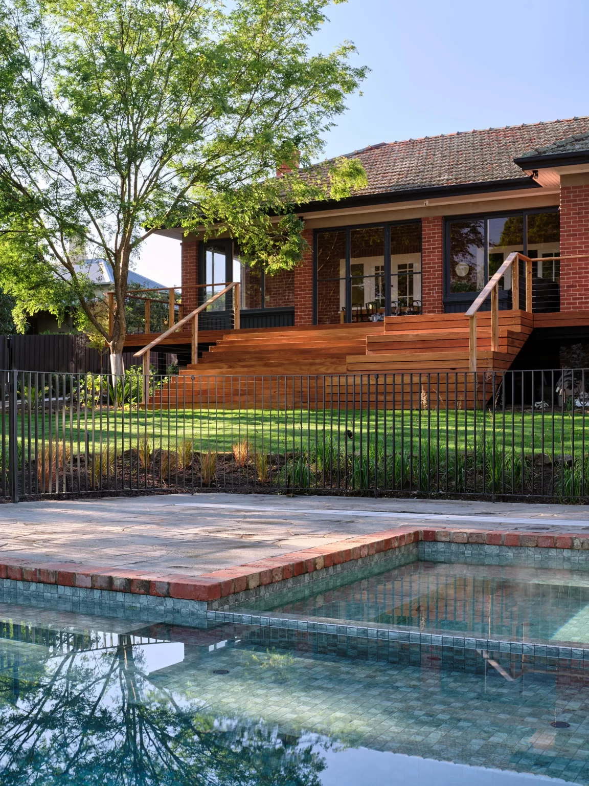 ITALIAN_PORPHYRY_CRAZY_PAVING_RMS_TRADERS_NATURAL_STONE_SUPPLIER_MELBOURNE_007