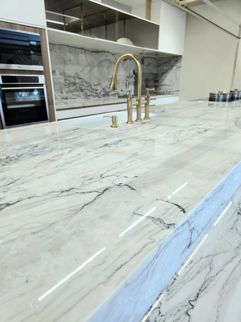 FANTASY_LUX_QUARTZITE_SLAB_RMS_TRADERS_NATURAL_STONE_SUPPLIER_MELBOURNE_004