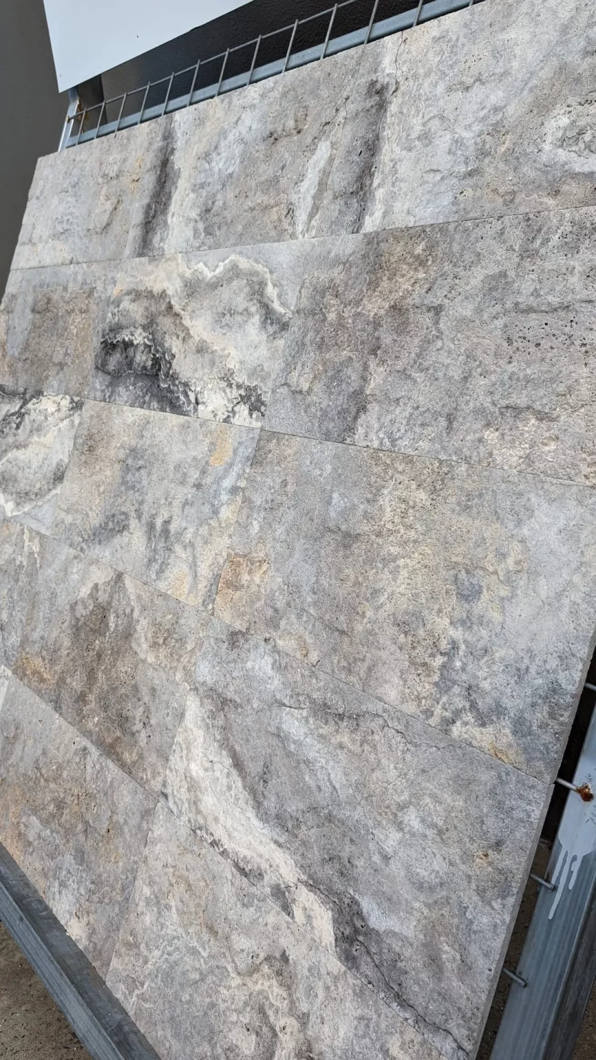 SILVER_HYDRO_TRAVERTINE_STONE_WALL_CLADDING_RMS_TRADERS_NATURAL_STONE_SUPPLIER_MELBOURNE_001