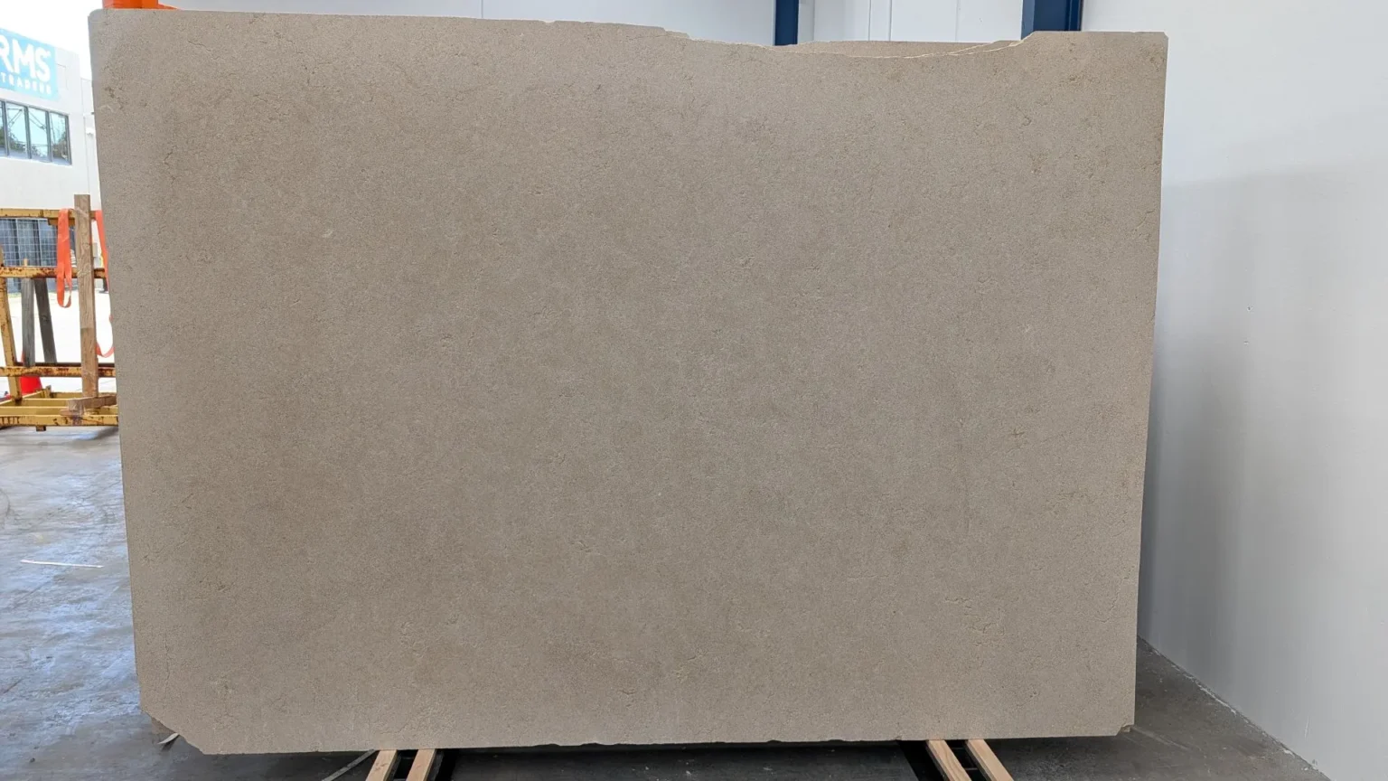 SIERRA_LIMESTONE_SLAB_RMS_TRADERS_NATURAL_STONE_SUPPLIER_MELBOURNE_002
